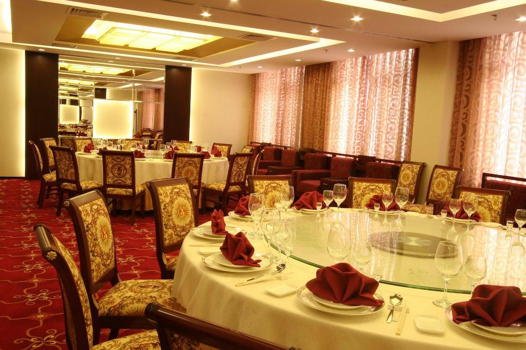Desheng Hotel Beijing Bagian luar foto